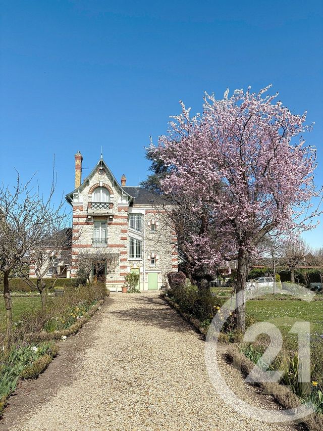 maison à vendre - 8 pièces - 235.78 m2 - MORET LOING ET ORVANNE - 77 - ILE-DE-FRANCE - Century 21 Agence Notre-Dame
