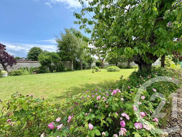 maison à vendre - 8 pièces - 235.78 m2 - MORET LOING ET ORVANNE - 77 - ILE-DE-FRANCE - Century 21 Agence Notre-Dame