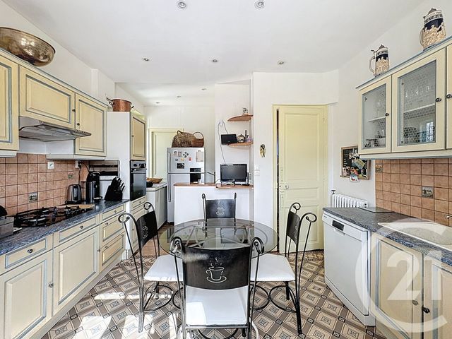 maison à vendre - 8 pièces - 235.78 m2 - MORET LOING ET ORVANNE - 77 - ILE-DE-FRANCE - Century 21 Agence Notre-Dame