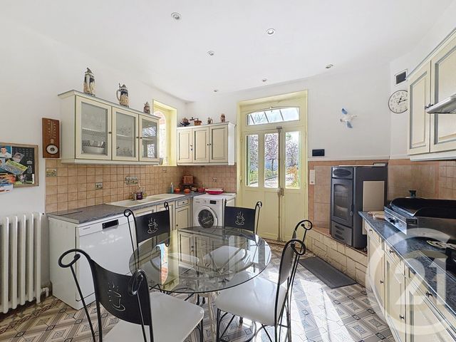 maison à vendre - 8 pièces - 235.78 m2 - MORET LOING ET ORVANNE - 77 - ILE-DE-FRANCE - Century 21 Agence Notre-Dame