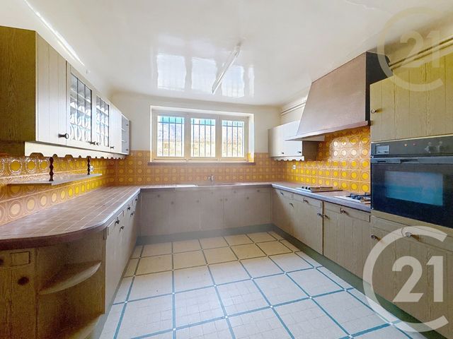 maison à vendre - 5 pièces - 129.57 m2 - VILLEMER - 77 - ILE-DE-FRANCE - Century 21 Agence Notre-Dame