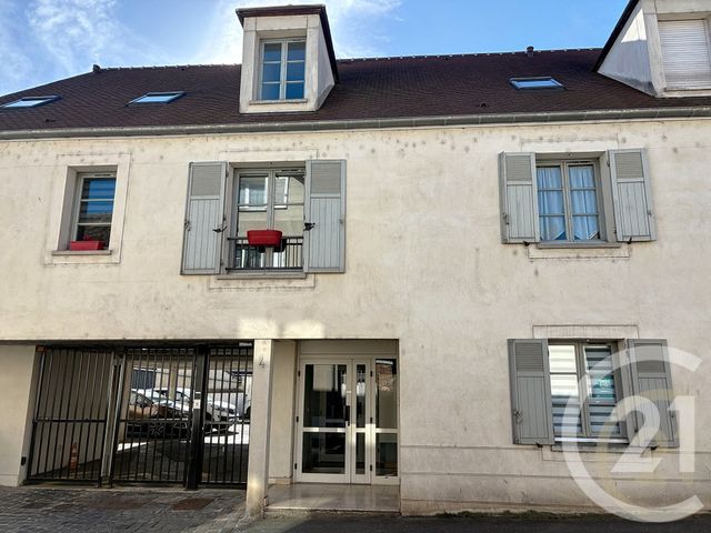 Afficher la photo en grand Appartement F2 à vendre - 2 pièces - 61.07 m2 - MONTIGNY SUR LOING - 77 - ILE-DE-FRANCE - Century 21 Agence Notre-Dame