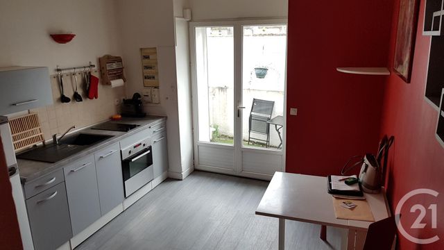 Appartement F2 à vendre - 2 pièces - 24.34 m2 - ST MAMMES - 77 - ILE-DE-FRANCE - Century 21 Agence Notre-Dame