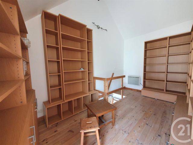 Afficher la photo en grand parking à vendre - 18.0 m2 - MORET LOING ET ORVANNE - 77 - ILE-DE-FRANCE - Century 21 Agence Notre-Dame
