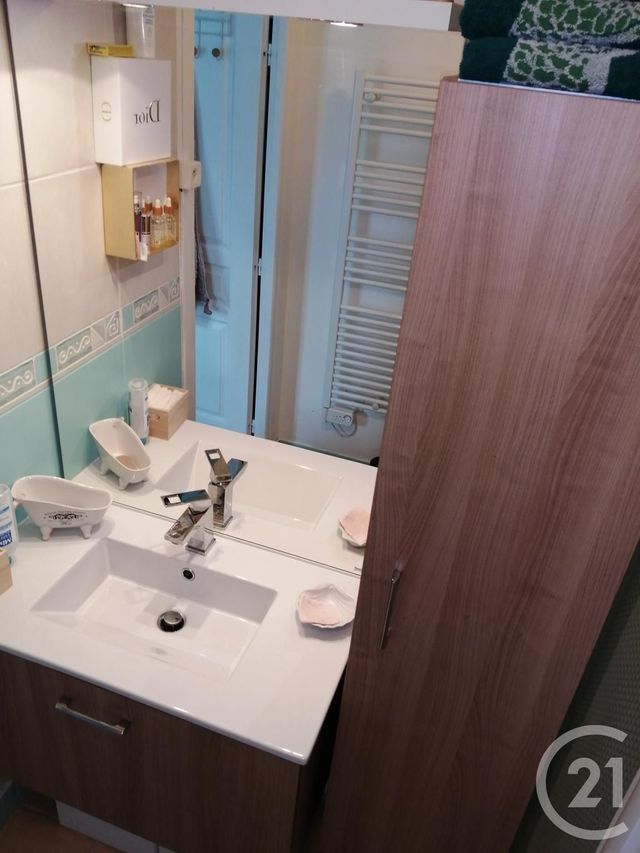 Afficher la photo en grand Appartement F2 à vendre - 2 pièces - 46.0 m2 - CHAMPAGNE SUR SEINE - 77 - ILE-DE-FRANCE - Century 21 Agence Notre-Dame