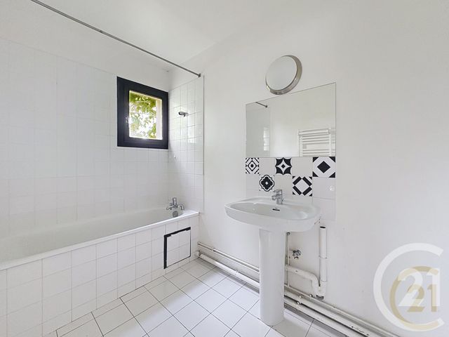 Appartement F2 à vendre - 2 pièces - 47.89 m2 - MORET SUR LOING - 77 - ILE-DE-FRANCE - Century 21 Agence Notre-Dame