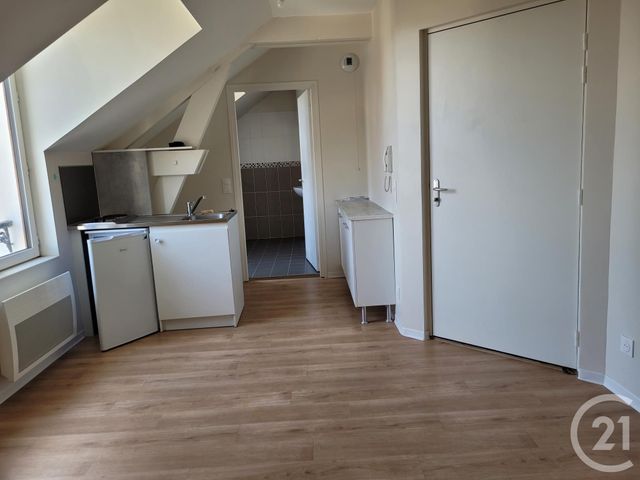 Appartement à louer - 2 pièces - 29.1 m2 - MORET SUR LOING - 77 - ILE-DE-FRANCE - Century 21 Agence Notre-Dame