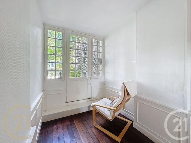 maison à vendre - 7 pièces - 225.52 m2 - MORET SUR LOING - 77 - ILE-DE-FRANCE - Century 21 Agence Notre-Dame