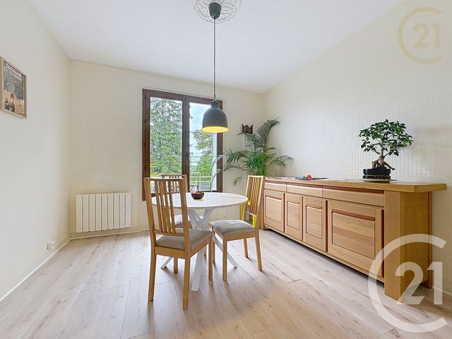 maison à vendre - 7 pièces - 159.35 m2 - MORET SUR LOING - 77 - ILE-DE-FRANCE - Century 21 Agence Notre-Dame