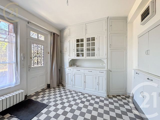 maison à vendre - 6 pièces - 188.19 m2 - MONTIGNY SUR LOING - 77 - ILE-DE-FRANCE - Century 21 Agence Notre-Dame