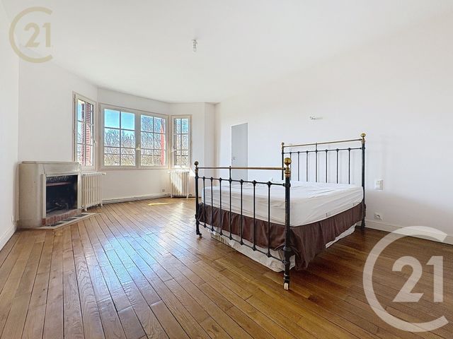 maison à vendre - 6 pièces - 188.19 m2 - MONTIGNY SUR LOING - 77 - ILE-DE-FRANCE - Century 21 Agence Notre-Dame