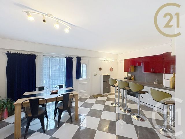 maison à vendre - 7 pièces - 159.4 m2 - MORET SUR LOING - 77 - ILE-DE-FRANCE - Century 21 Agence Notre-Dame