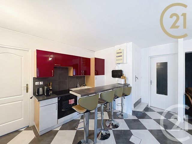 maison à vendre - 7 pièces - 159.4 m2 - MORET SUR LOING - 77 - ILE-DE-FRANCE - Century 21 Agence Notre-Dame