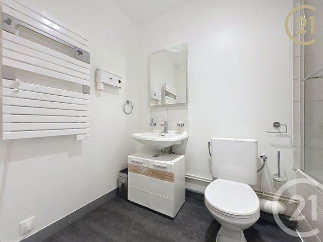 Appartement Studio à vendre - 1 pièce - 30.41 m2 - MORET LOING ET ORVANNE - 77 - ILE-DE-FRANCE - Century 21 Agence Notre-Dame