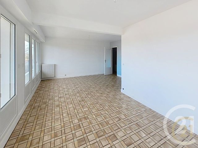 Appartement F4 à vendre - 4 pièces - 77.03 m2 - VENEUX LES SABLONS - 77 - ILE-DE-FRANCE - Century 21 Agence Notre-Dame