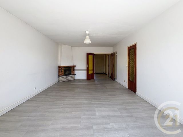 maison à vendre - 5 pièces - 113.16 m2 - ST MAMMES - 77 - ILE-DE-FRANCE - Century 21 Agence Notre-Dame