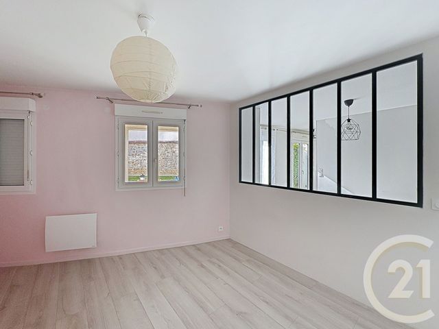Appartement F1 bis à louer - 2 pièces - 33.76 m2 - AVON - 77 - ILE-DE-FRANCE - Century 21 Agence Notre-Dame