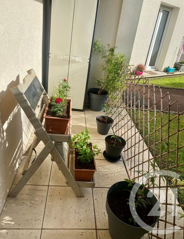 Appartement F1 bis à louer - 2 pièces - 33.76 m2 - AVON - 77 - ILE-DE-FRANCE - Century 21 Agence Notre-Dame