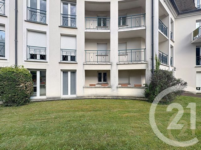 Appartement F1 bis à louer - 2 pièces - 33.76 m2 - AVON - 77 - ILE-DE-FRANCE - Century 21 Agence Notre-Dame