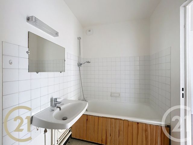 Appartement F3 à louer - 3 pièces - 65.0 m2 - VENEUX LES SABLONS - 77 - ILE-DE-FRANCE - Century 21 Agence Notre-Dame