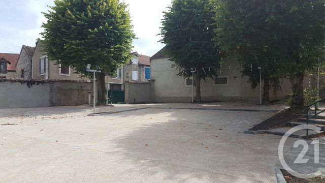 parking à louer - 12.0 m2 - MORET SUR LOING - 77 - ILE-DE-FRANCE - Century 21 Agence Notre-Dame