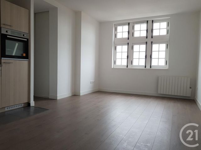 Appartement F2 à louer - 2 pièces - 41.26 m2 - MORET SUR LOING - 77 - ILE-DE-FRANCE - Century 21 Agence Notre-Dame