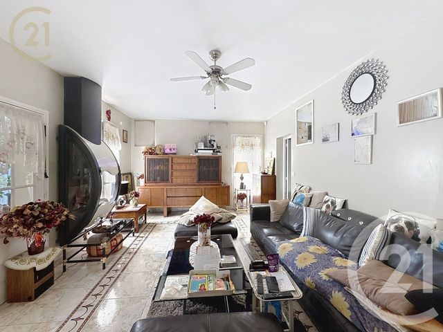 maison à vendre - 9 pièces - 143.99 m2 - MORET LOING ET ORVANNE - 77 - ILE-DE-FRANCE - Century 21 Agence Notre-Dame