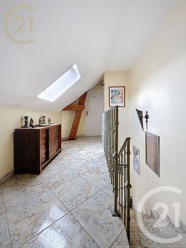 maison à vendre - 9 pièces - 143.99 m2 - MORET LOING ET ORVANNE - 77 - ILE-DE-FRANCE - Century 21 Agence Notre-Dame