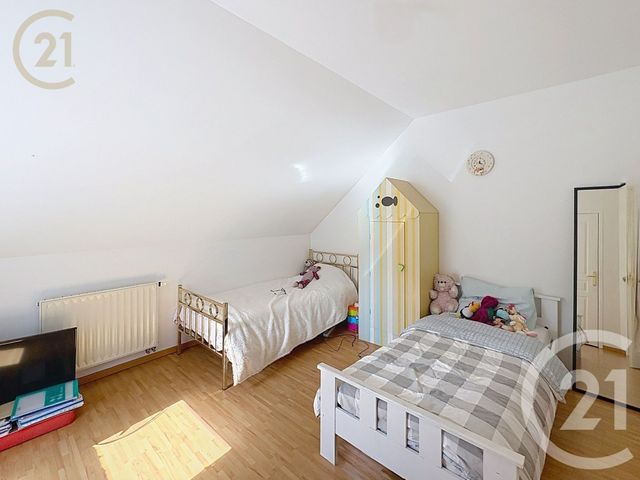 maison à vendre - 9 pièces - 143.99 m2 - MORET LOING ET ORVANNE - 77 - ILE-DE-FRANCE - Century 21 Agence Notre-Dame