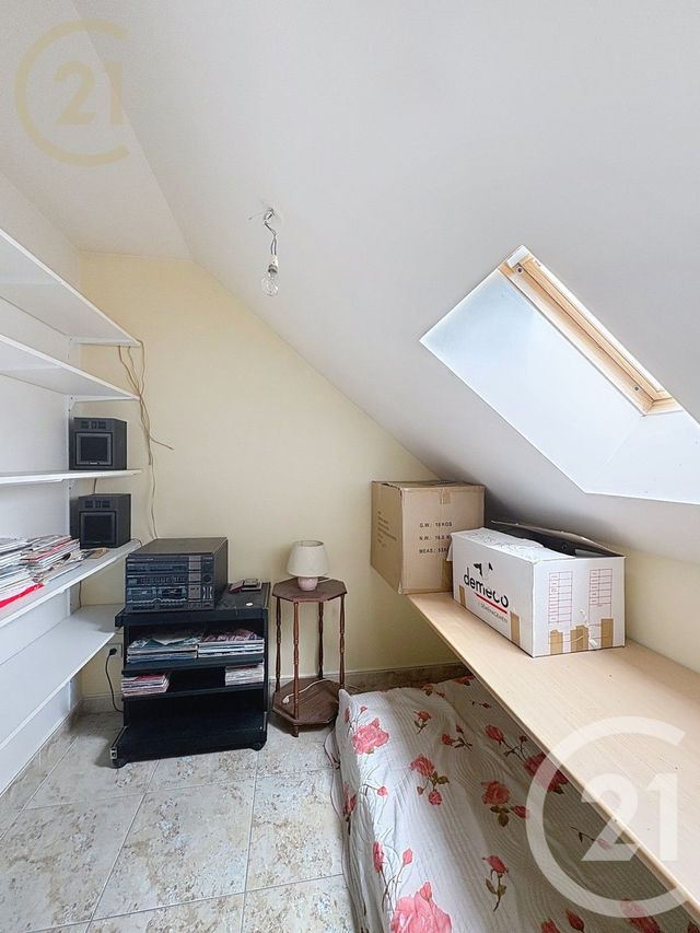 maison à vendre - 9 pièces - 143.99 m2 - MORET LOING ET ORVANNE - 77 - ILE-DE-FRANCE - Century 21 Agence Notre-Dame