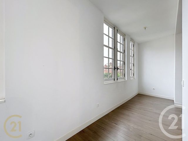 Appartement F3 à louer - 3 pièces - 58.01 m2 - MORET SUR LOING - 77 - ILE-DE-FRANCE - Century 21 Agence Notre-Dame
