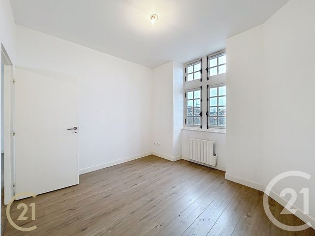 Appartement F3 à louer - 3 pièces - 58.01 m2 - MORET SUR LOING - 77 - ILE-DE-FRANCE - Century 21 Agence Notre-Dame