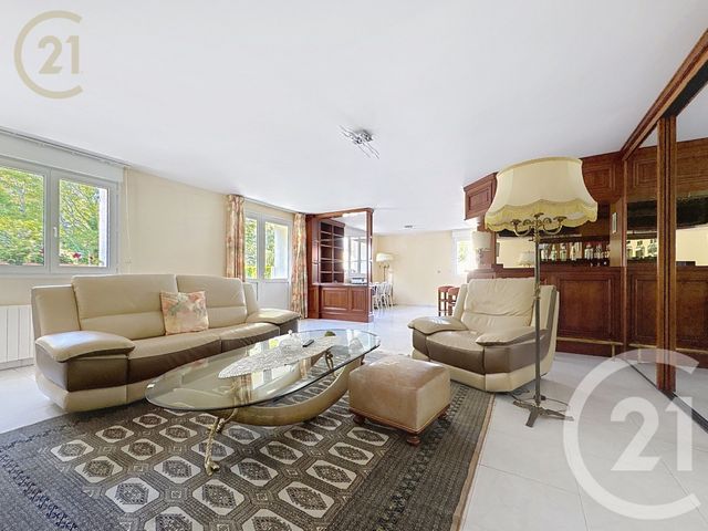 maison à vendre - 6 pièces - 211.25 m2 - MORET LOING ET ORVANNE - 77 - ILE-DE-FRANCE - Century 21 Agence Notre-Dame