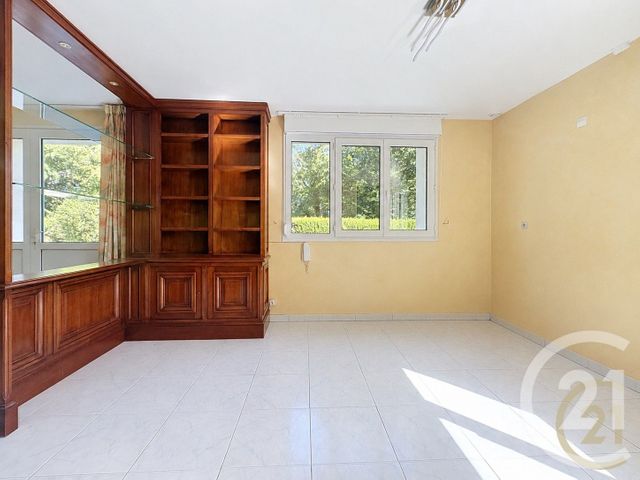 maison à vendre - 6 pièces - 211.25 m2 - MORET LOING ET ORVANNE - 77 - ILE-DE-FRANCE - Century 21 Agence Notre-Dame