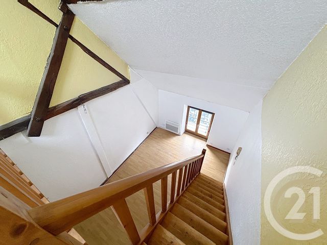 Appartement F2 à louer - 2 pièces - 27.88 m2 - MORET SUR LOING - 77 - ILE-DE-FRANCE - Century 21 Agence Notre-Dame