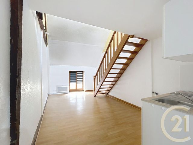 Appartement F2 à louer - 2 pièces - 27.88 m2 - MORET SUR LOING - 77 - ILE-DE-FRANCE - Century 21 Agence Notre-Dame