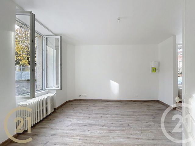 maison à louer - 3 pièces - 70.0 m2 - MORET SUR LOING - 77 - ILE-DE-FRANCE - Century 21 Agence Notre-Dame