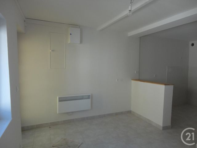 Afficher la photo en grand maison à louer - 3 pièces - 40.15 m2 - CHAMPAGNE SUR SEINE - 77 - ILE-DE-FRANCE - Century 21 Agence Notre-Dame