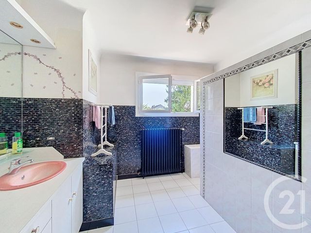 maison à vendre - 4 pièces - 145.13 m2 - ST MAMMES - 77 - ILE-DE-FRANCE - Century 21 Agence Notre-Dame