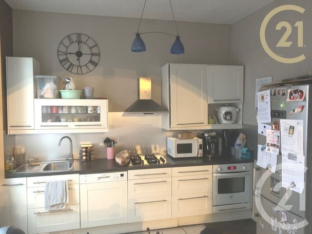 maison à vendre - 6 pièces - 153.4 m2 - MONTEREAU FAULT YONNE - 77 - ILE-DE-FRANCE - Century 21 Agence Notre-Dame