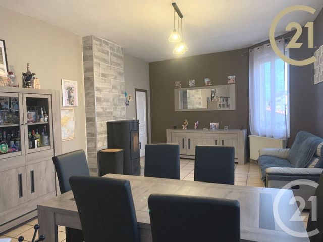 maison à vendre - 6 pièces - 153.4 m2 - MONTEREAU FAULT YONNE - 77 - ILE-DE-FRANCE - Century 21 Agence Notre-Dame