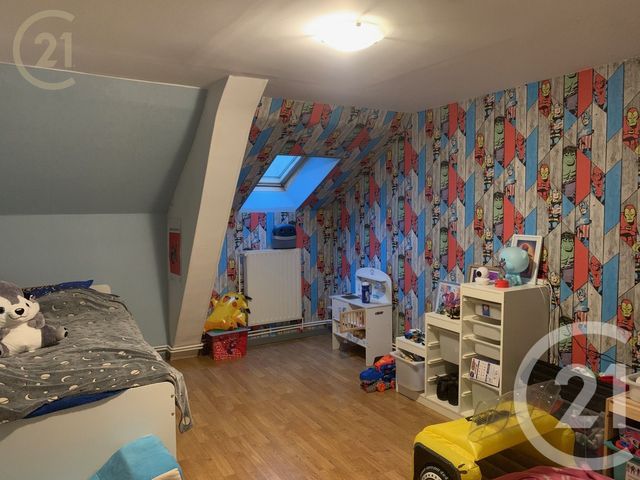 maison à vendre - 6 pièces - 153.4 m2 - MONTEREAU FAULT YONNE - 77 - ILE-DE-FRANCE - Century 21 Agence Notre-Dame