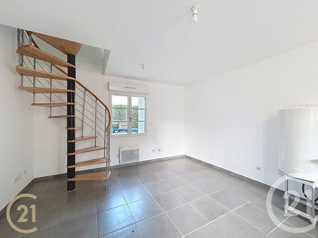 maison à louer - 2 pièces - 38.9 m2 - MORET LOING ET ORVANNE - 77 - ILE-DE-FRANCE - Century 21 Agence Notre-Dame