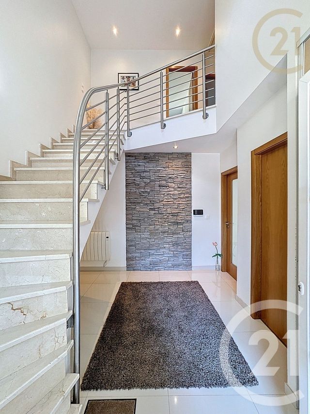 maison à vendre - 7 pièces - 148.4 m2 - ST SAUVEUR SUR ECOLE - 77 - ILE-DE-FRANCE - Century 21 Agence Notre-Dame