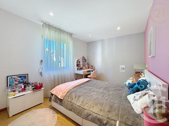 maison à vendre - 7 pièces - 148.4 m2 - ST SAUVEUR SUR ECOLE - 77 - ILE-DE-FRANCE - Century 21 Agence Notre-Dame