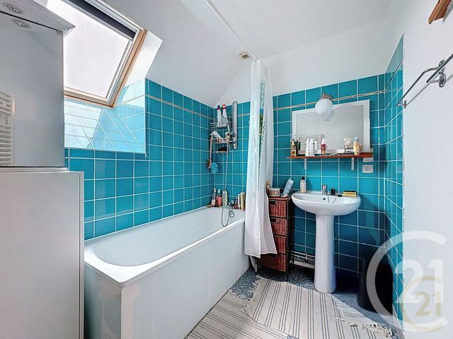 maison à vendre - 7 pièces - 155.0 m2 - MORET LOING ET ORVANNE - 77 - ILE-DE-FRANCE - Century 21 Agence Notre-Dame