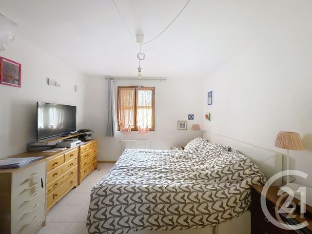 maison à vendre - 7 pièces - 155.0 m2 - MORET LOING ET ORVANNE - 77 - ILE-DE-FRANCE - Century 21 Agence Notre-Dame