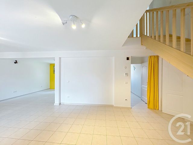 maison à vendre - 7 pièces - 155.0 m2 - MORET LOING ET ORVANNE - 77 - ILE-DE-FRANCE - Century 21 Agence Notre-Dame