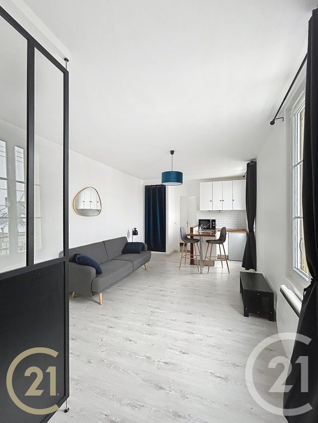 Appartement Studio à louer - 1 pièce - 28.0 m2 - MONTIGNY SUR LOING - 77 - ILE-DE-FRANCE - Century 21 Agence Notre-Dame