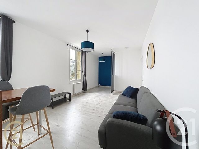 Appartement Studio à louer - 1 pièce - 28.0 m2 - MONTIGNY SUR LOING - 77 - ILE-DE-FRANCE - Century 21 Agence Notre-Dame